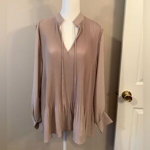 New with tags H&M blouse.
